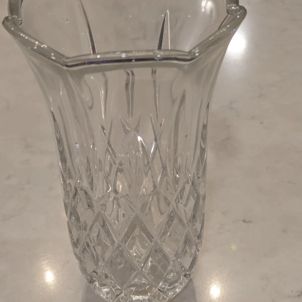 Crystal Flowers Vase 6.5